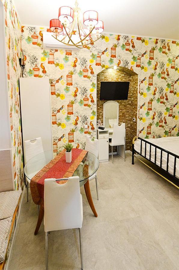 Apartments Leopolli Near Opera House Apartment